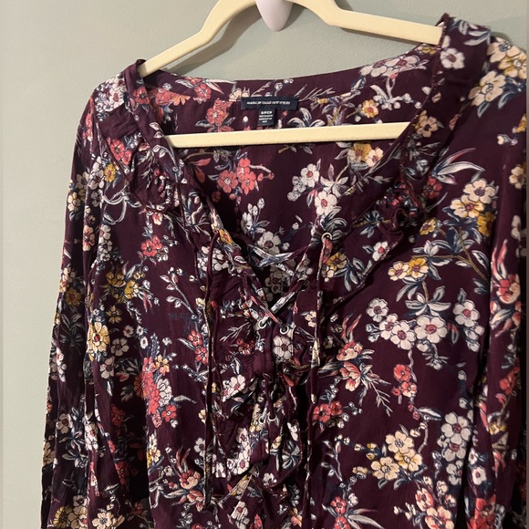 AE Floral Purple Boho Chic Long Sleeve Peasant Blouse, Tie-Up V-Neck, Small - Picture 3 of 9